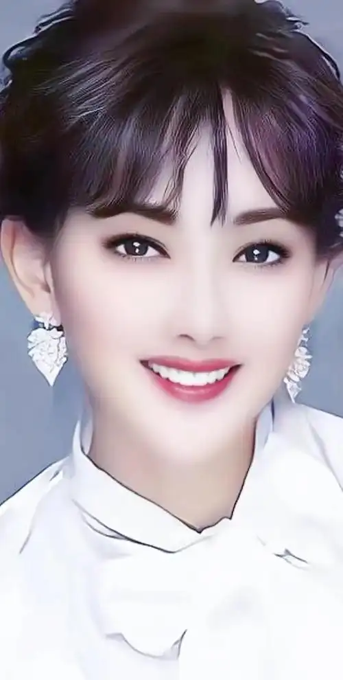 牛莉高清美艳写真优雅迷人