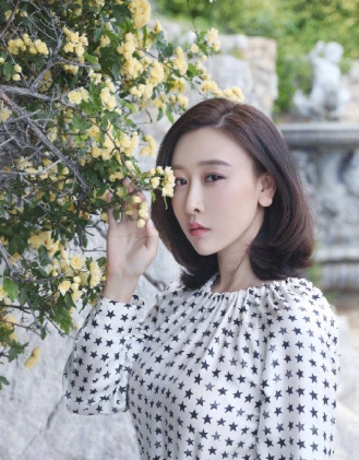 毛俊杰怒斥海关工作人员 遭调取监控后发现其说谎