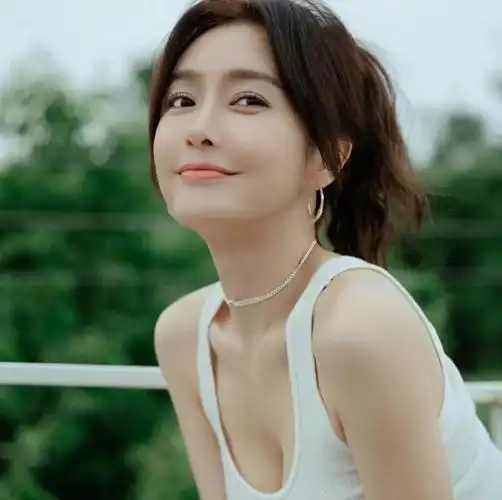 彭于晏解除封杀吴奇隆和女演员过夜陈钰琪自立门户秦岚性格好杨幂大