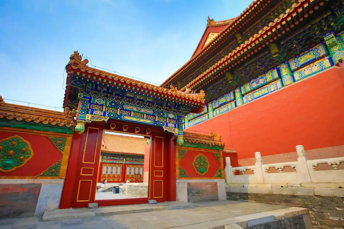 【北京必玩的景点】:故宫,八达岭长城,什刹海,圆明园,天坛,鸟巢水立方