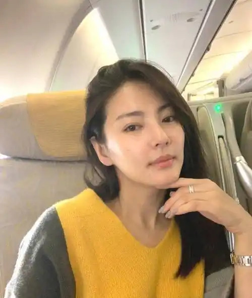 张雨绮回应直播事件引辛巴老婆不满霸气护夫我的底线就是你