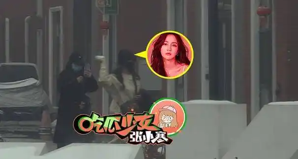 孟佳落地北京直奔工作室雪地"撒欢"打雪仗_离开_衣服_一手