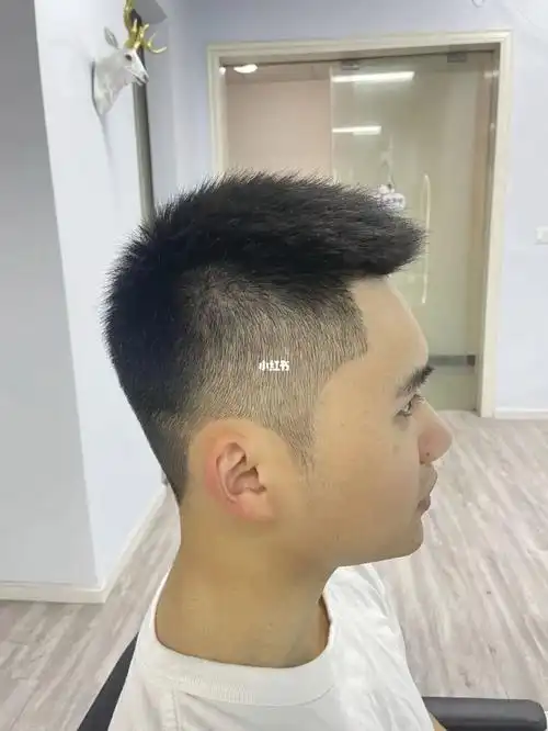 免打理男士发型#栗子头发型  #男士发型  #男士发型设计  #泸州美发