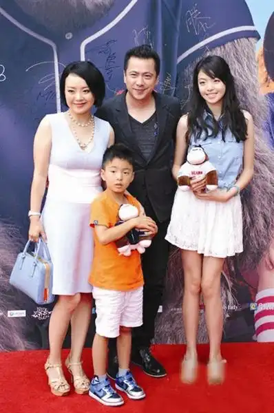 王中磊家庭生活曝光当年与妻子系裸婚图