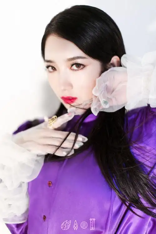 孟美岐超a性感大片写真图片