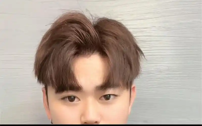 男生最简单括号刘海造型最快速打理方式