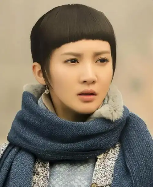 金晨12年前原来长这样!天庭饱满地阁方圆,和现在完全不像一个人