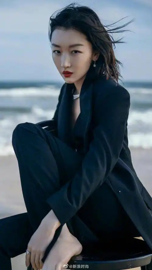 女明星西装造型