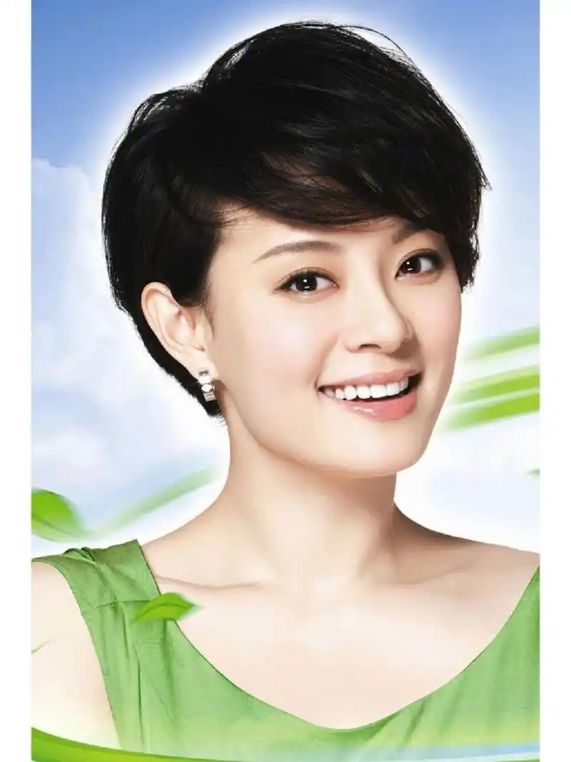 孙俪 孙俪,原名孙丽,1982年9月26日出生于上海市,中国内地女演员,歌手