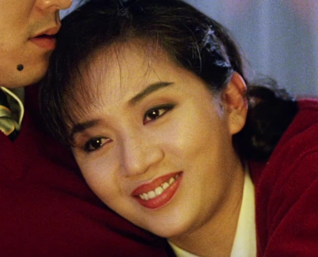 梅艳芳在逃学威龙中的角色不仅漂亮演技也绝对到位