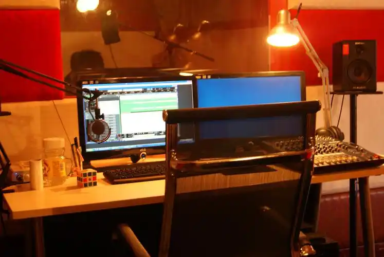 声纳配音工作室