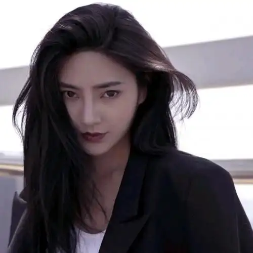 念七御姐女生精致头像