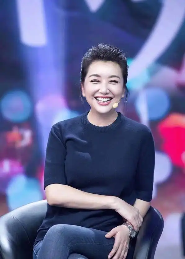 王志文,靳东都没追到的江珊,最后嫁给了田小洁,原因是什么