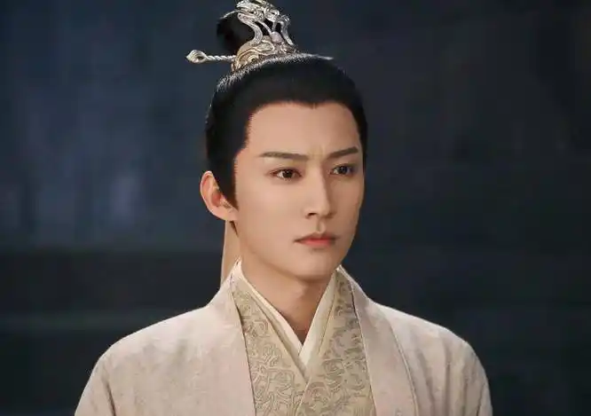 "万年男配"刘学义为何不红?有颜值有演技,并不比任嘉伦成毅差