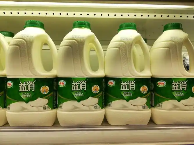 伊利益消大桶酸奶1.5千克装.15元每桶