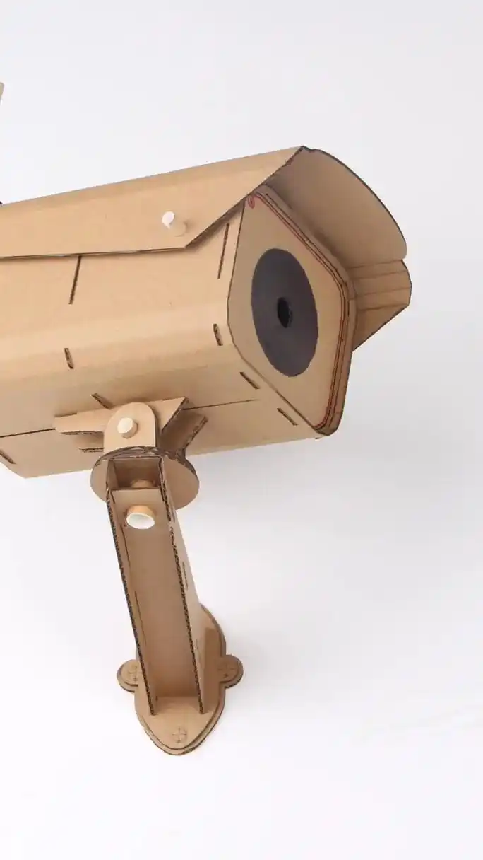 假"监控器"#模型制作 #我爱拼模型 #男人玩具 #做手工我 - 抖音