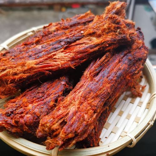 德宏特产黄牛肉火烧干巴火烤小锤干巴手撕牛肉干碳烤五香250克