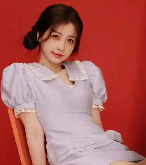 虞书欣司机违规,粉丝洗白却帮倒忙,新代言也没了_腾讯新闻