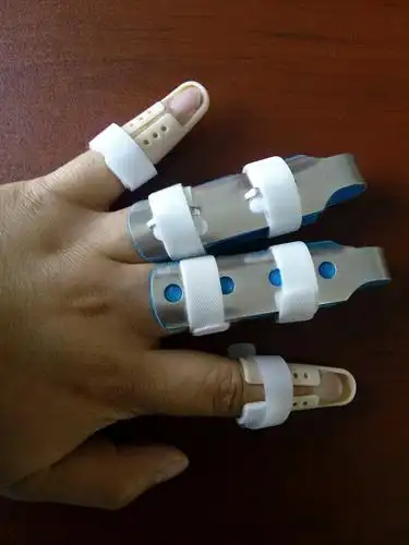 正品指关节护套手指骨折受伤固定器支具护具包邮均码安福推荐