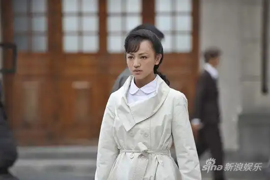 罗海琼《借枪》耍刁蛮 pk《潜伏》姚晨