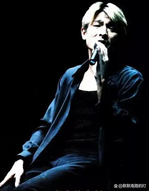 刘德华99年演唱会,为何会成为无法超越的经典?不仅仅是因为发