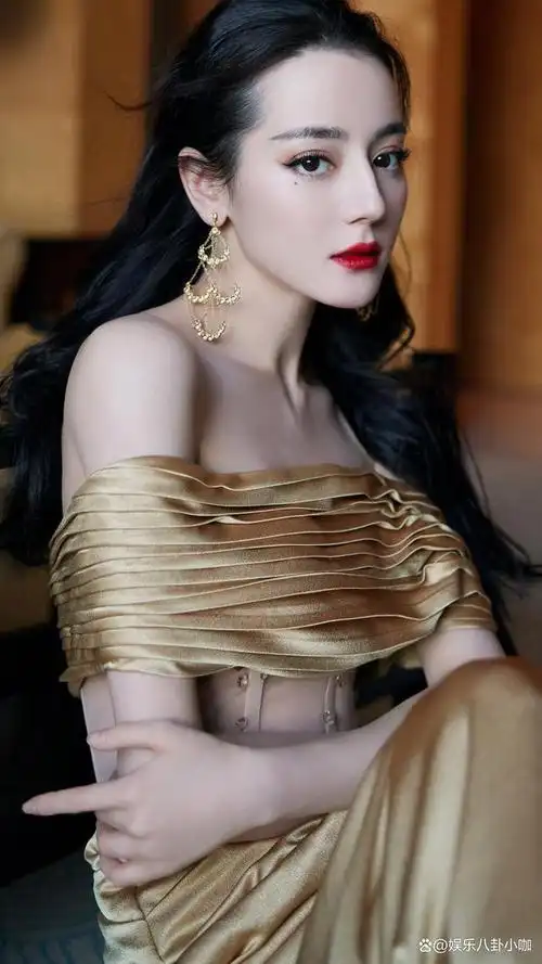 有一种迷叫迪丽热巴,热巴高清写真来袭