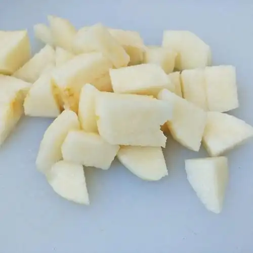 苹果雪梨汤,滋阴润燥,排毒养颜