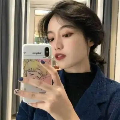 微信高冷御姐时尚女生头像