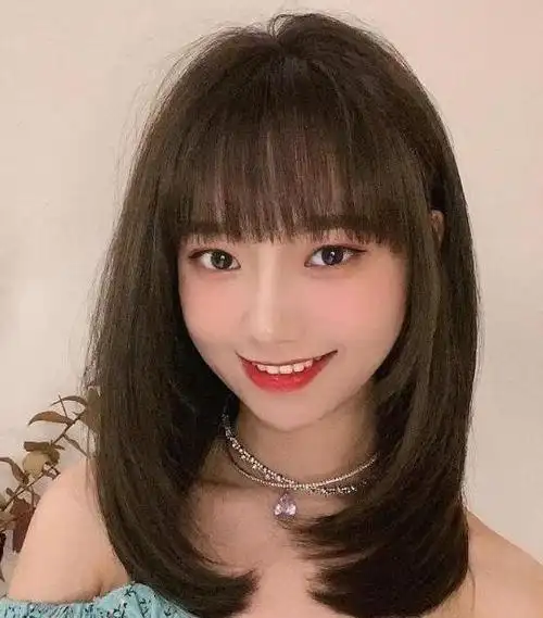 刘海发型女2021年新款,打造纯情甜美的淑女范