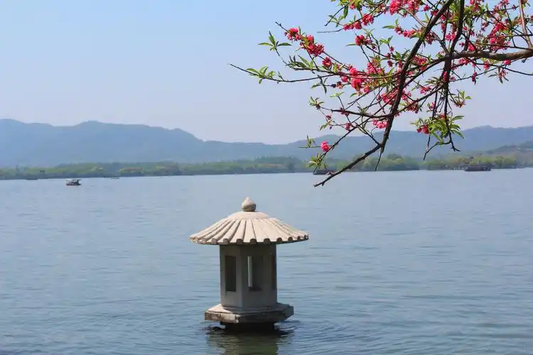 描写杭州的优美句子