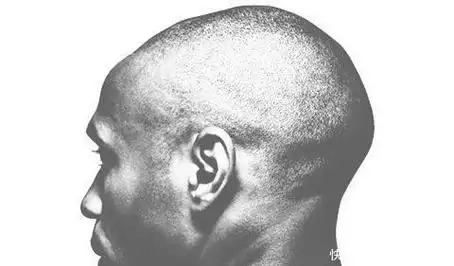 长反骨的4大名人, 命运相差太大, 有人被诛三族, 有人成千古一帝