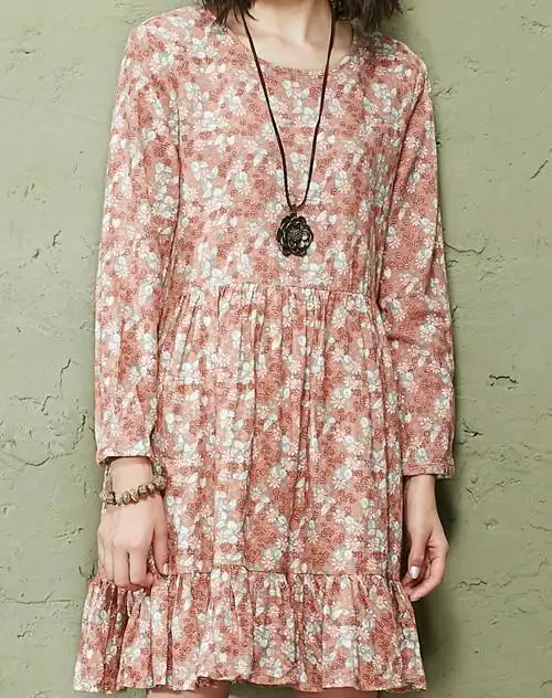 肆无忌惮 复古碎花连衣裙