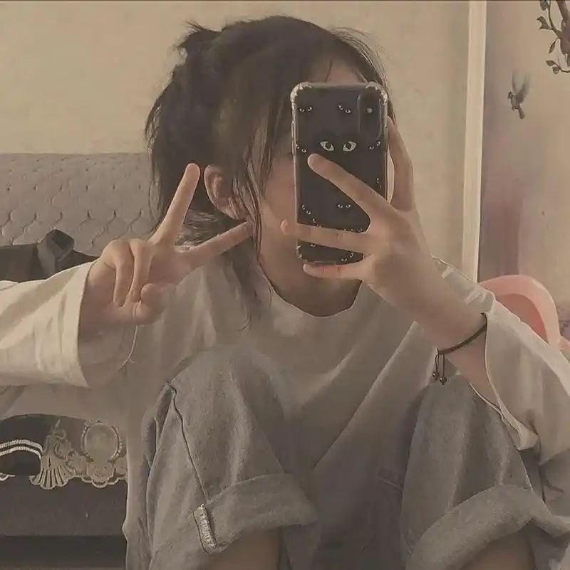 酷酷的女生遮脸手机高清头像