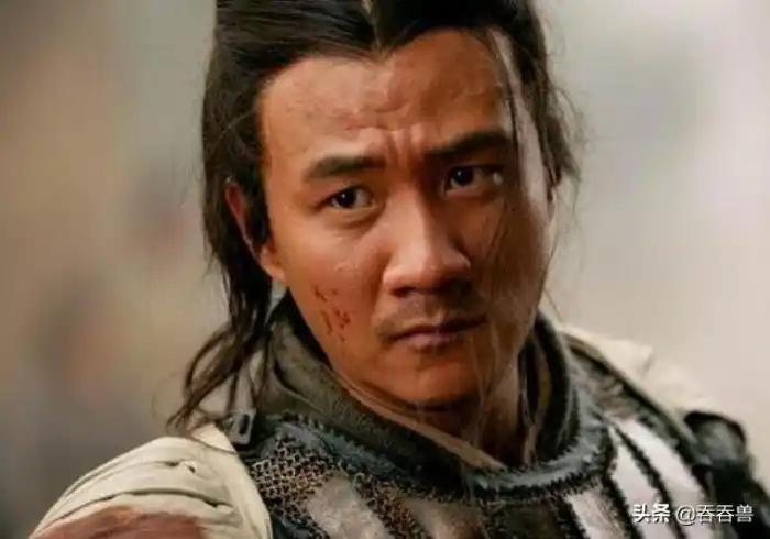 贺军翔扮的赵云/赵子龙:只能体现出勇,给人的感觉好像不好接触,但是