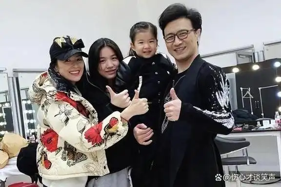 比如,汤唯和吴亦凡的感情纠葛,黄晓明和杨颖的短暂婚姻等等.