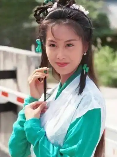 1976年,金庸提离婚后欲挽回前妻,朱玫却表示:已经没有回头路了_夏梦