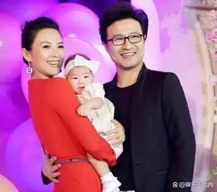 汪峰高调官宣后,那英却被推上热搜,竟意外扯出陈年旧事