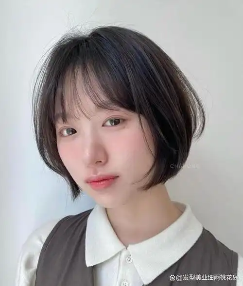 夏天总要剪一次短发,这才是完整的一个夏天.