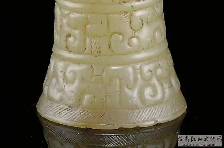 用十二字鉴真法来解读中国流失在海外的古玉器