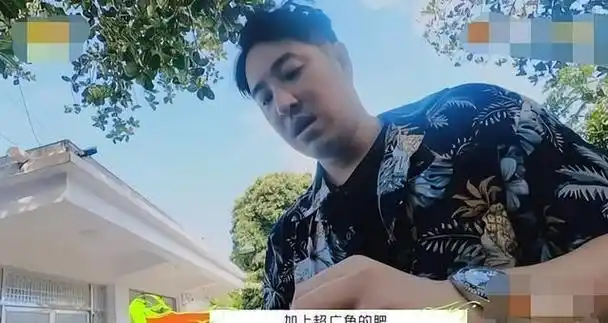 童年男神潘玮柏近照发福变胖,本人超像郝邵文,网友大呼快减肥!