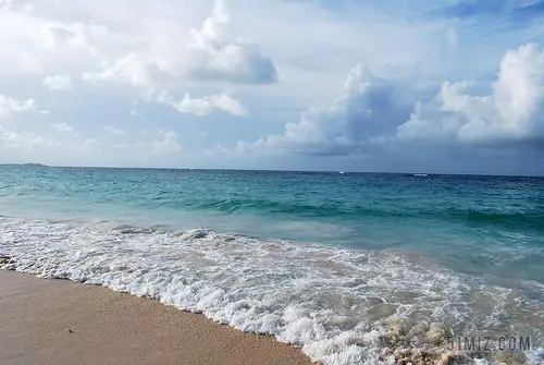 旅游自然岸边海滩景色背景图片