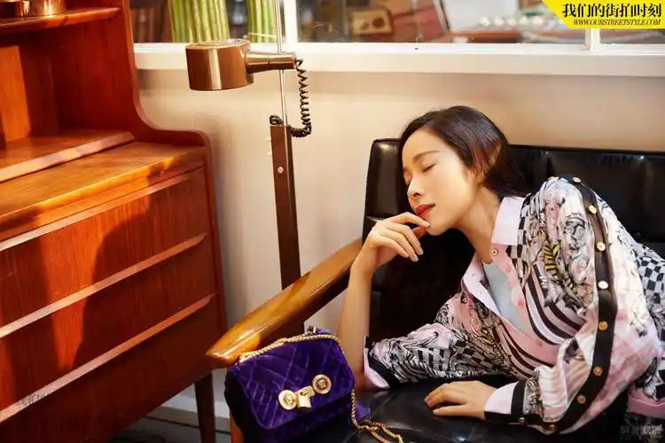 美女明星江一燕街拍大片 演绎悠然夏日的浪漫风情_新浪看点