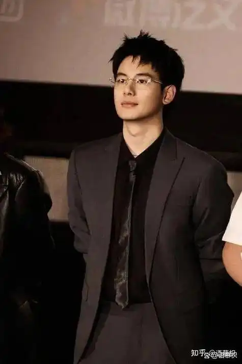 谢娜张杰离婚了张艺兴利用黄渤张子枫胡先煦假戏真做