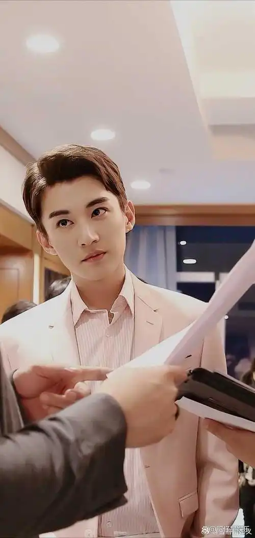 刘学义—如今的东方美男背后竟然还有这么多心酸的经历!