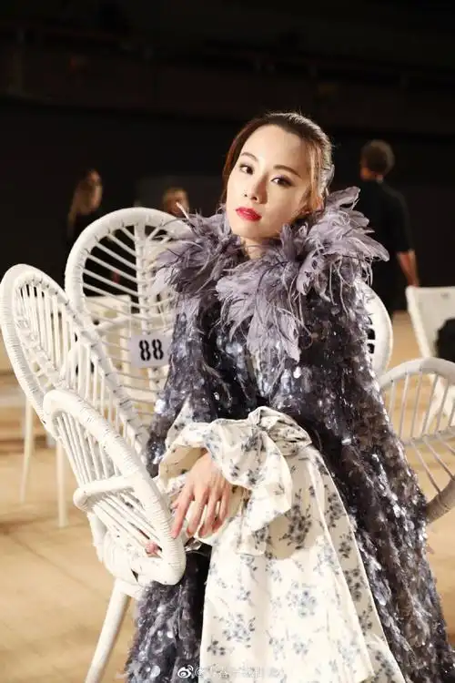 邓丽欣 - 堆糖,美图壁纸兴趣社区