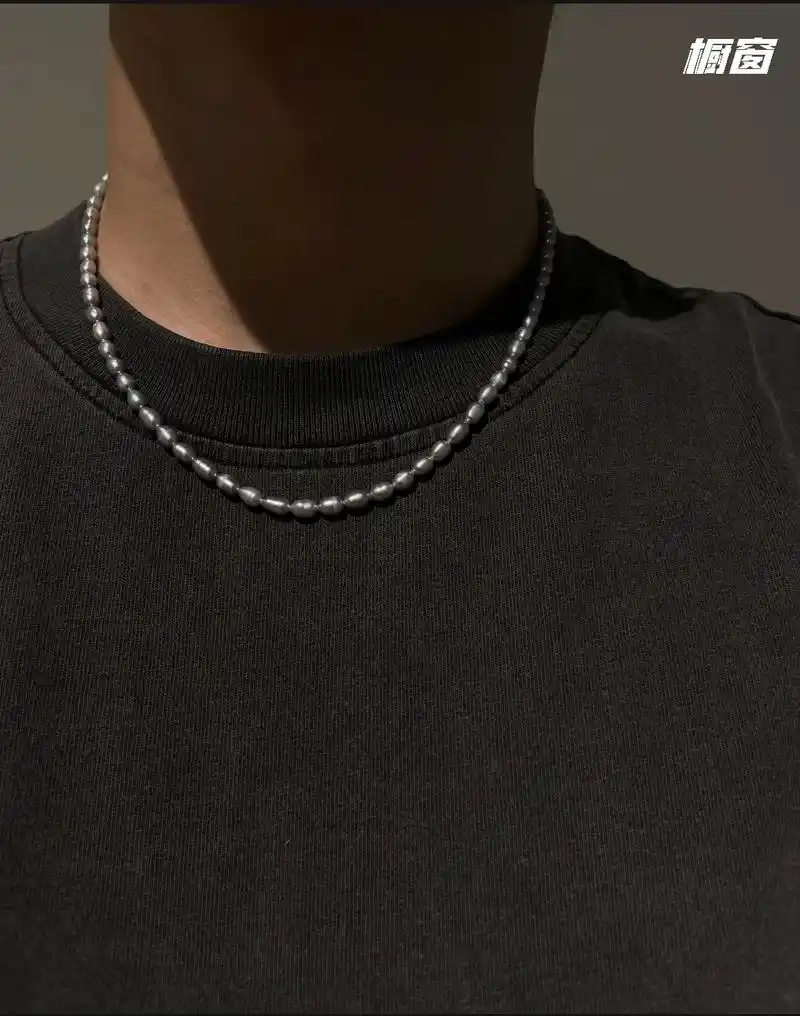 "灰色米型淡水珍珠" #男士珍珠项链 #高级感#男士项链 - 抖音