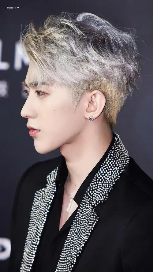 有没有蔡徐坤的神仙图,就是路人见了都要惊叹的那一种? - 知乎