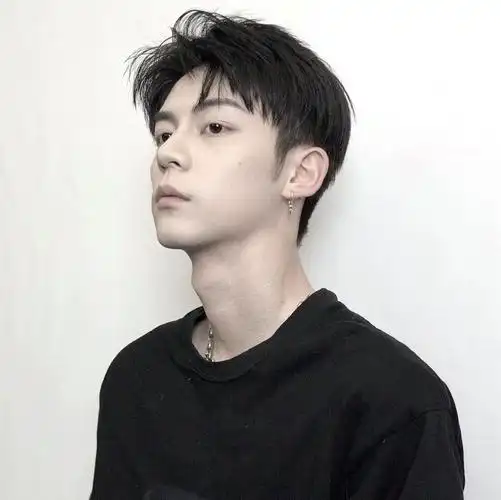 有没有什么很高清无水印的男生头像? - 知乎