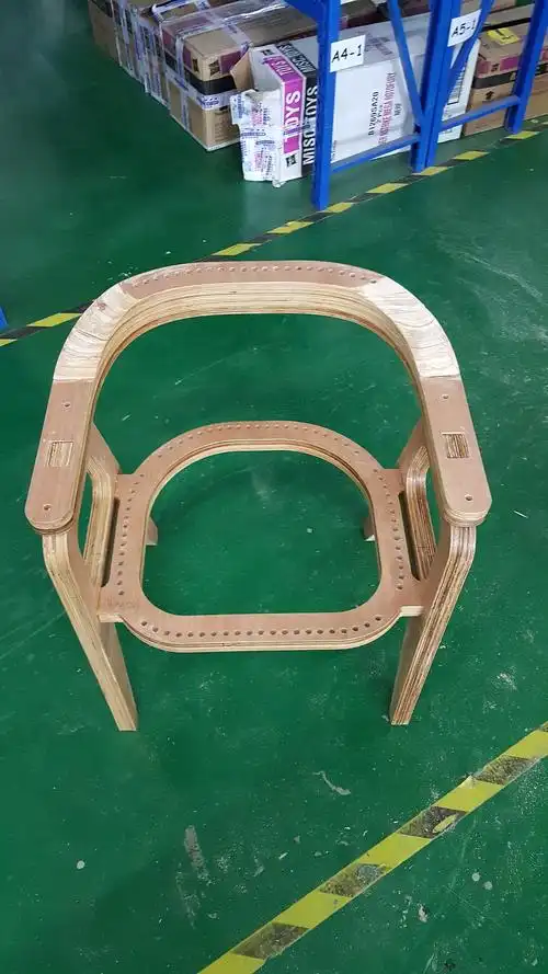 自制小板凳有点萌