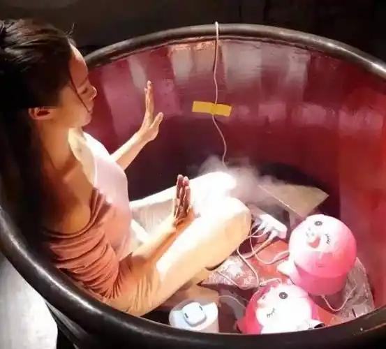 李易峰原地骑车赵丽颖拍戏全靠想象电视剧拍摄幕后比正片还精彩